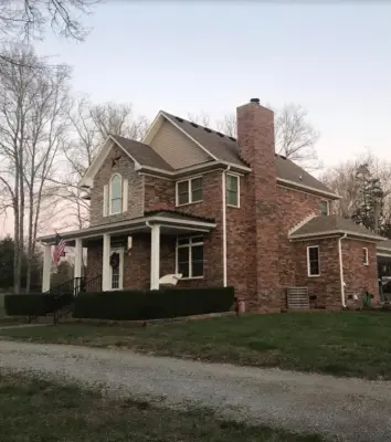 Les Norris Roofing LLC - Roofing & Gutter Services in Chapel Hill, TN