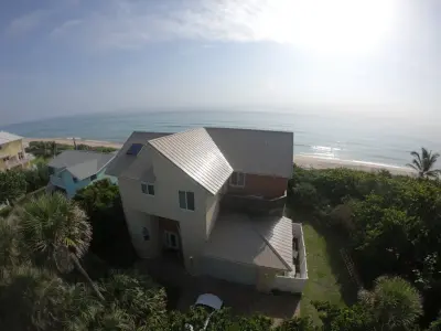 DC Roofing Inc - Roofing & Gutter Services in Melbourne, FL
