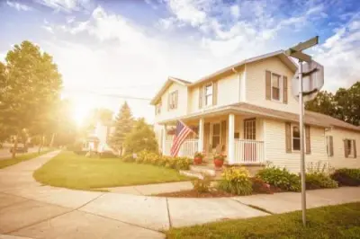 AmeriPro Roofing - Roofing & Gutter Services in Manhattan, KS