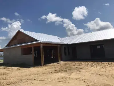V & M Roofing INC - Roofing & Gutter Services in Lehigh Acres, FL