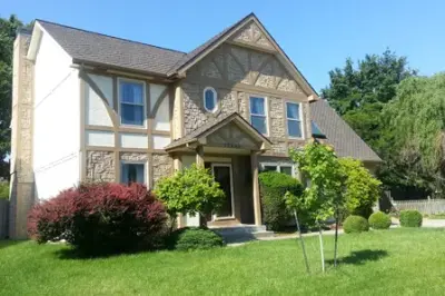 The Roofing Man Inc - Roofing & Gutter Services in Gardner, KS
