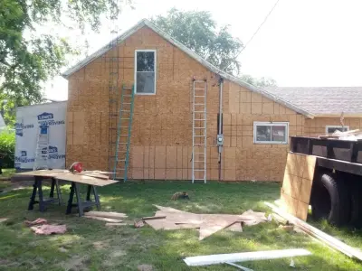 B&B Quality Construction, Inc - Roofing & Gutter Services in Tilton, IL