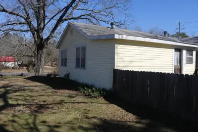 Jedidiah B Construction - Roofing & Gutter Services in Little Rock, AR
