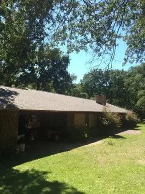 East Texas Roofing - Roofing & Gutter Services in Palestine, TX