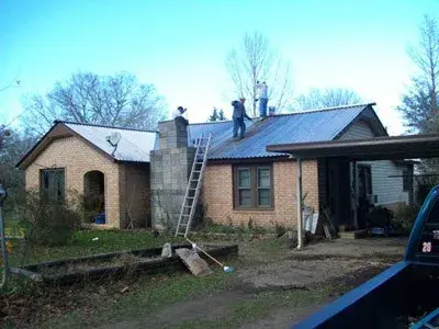 East Texas Roofing - Roofing & Gutter Services in Palestine, TX