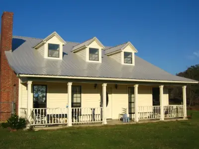LMC Roofing & Construction - Roofing & Gutter Services in De Kalb, TX