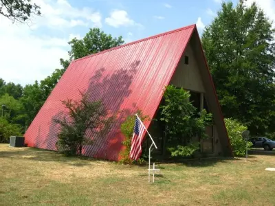 LMC Roofing & Construction - Roofing & Gutter Services in De Kalb, TX