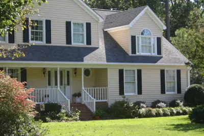 Starling Guttering Inc - Roofing & Gutter Services in Williamsburg, VA