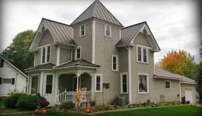 Rivers Edge Metal Roofing LLC - Roofing & Gutter Services in Withee, WI