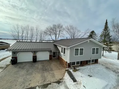 Rivers Edge Metal Roofing LLC - Roofing & Gutter Services in Withee, WI