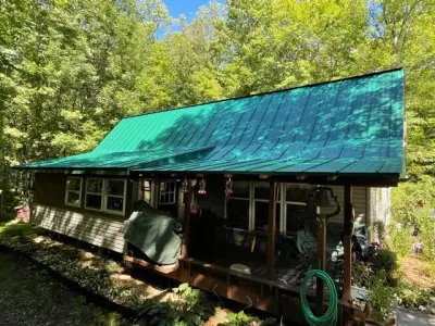 Rivers Edge Metal Roofing LLC - Roofing & Gutter Services in Withee, WI