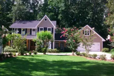 Complete Exteriors LLC - Roofing & Gutter Services in Pearl, MS