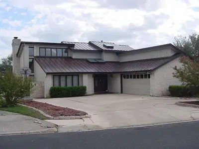 Yuras Roofing Company - Roofing & Gutter Services in San Antonio, TX