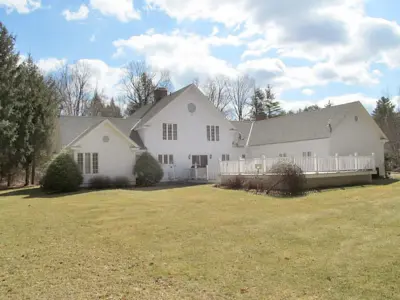 Vermont Roofing Co. Inc. - Roofing & Gutter Services in Bennington, VT