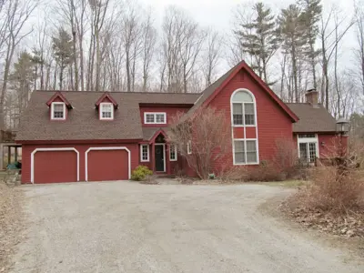 Vermont Roofing Co. Inc. - Roofing & Gutter Services in Bennington, VT