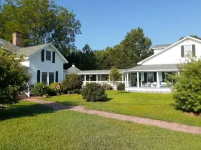 Reynolds Roofing - Roofing & Gutter Services in Piedmont, AL