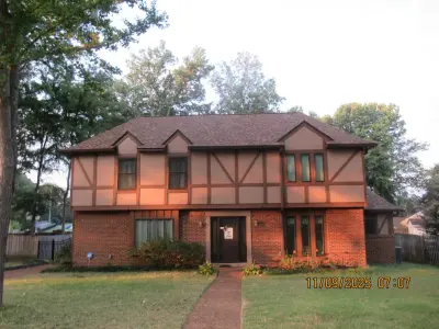 Lucius Complete Home - Kitchen Remodeling in Bartlett, IL