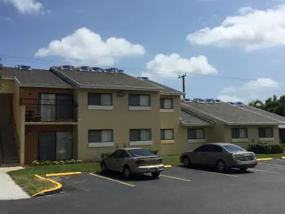 Super Roofing, LLC - Roofing & Gutter Services in Boca Raton, FL