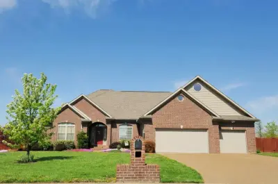 JTR Roofing - Roofing & Gutter Services in Lake Elmo, MN