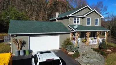 RWB Roofing & Construction Inc - Roofing & Gutter Services in Shenandoah, PA