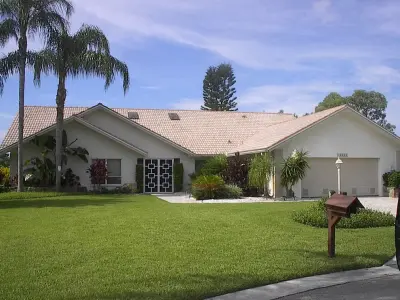 Kelly Roofing - Roofing & Gutter Services in Bonita Springs, FL
