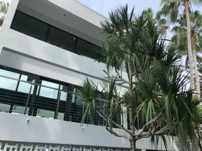 Duke Contractors LLC - Roofing & Gutter Services in Doral, FL