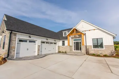 Aspen Homes Inc - Custom Home Builders in Pewaukee, WI