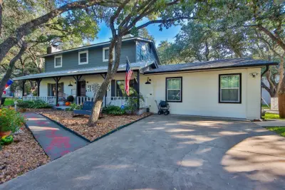 Alamo Farmsteads Garage Renovation — Design-Build Services project by KM Builders