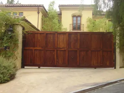 Method Doors and Gates - Garage Door Installation & Repair in Van Nuys, CA