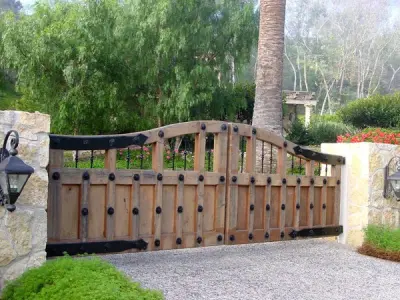 Method Doors and Gates - Garage Door Installation & Repair in Van Nuys, CA