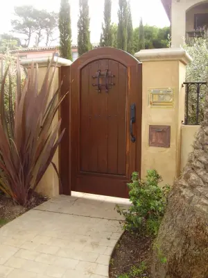 Method Doors and Gates - Garage Door Installation & Repair in Van Nuys, CA