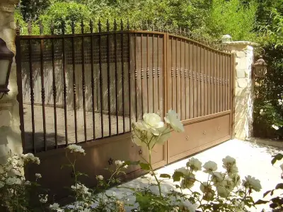 Method Doors and Gates - Garage Door Installation & Repair in Van Nuys, CA