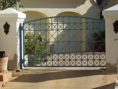 Method Doors and Gates - Garage Door Installation & Repair in Van Nuys, CA