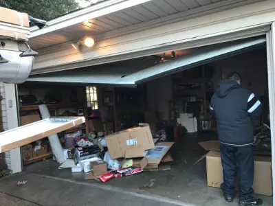 911 Garage Door Repair Pros - Garage Door Installation & Repair in Dallas, TX
