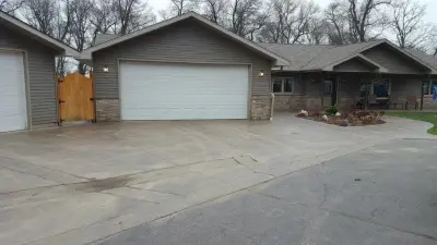 Central MN Door Service of Little Falls - Garage Door Installation & Repair in Little Falls, MN