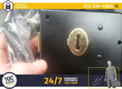 Detroit Locksmith - Garage Door Installation & Repair in Detroit, MI