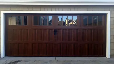 Neighborhood Garage Door Service - Garage Door Installation & Repair in Kent, WA