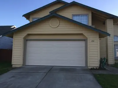 Neighborhood Garage Door Service - Garage Door Installation & Repair in Kent, WA