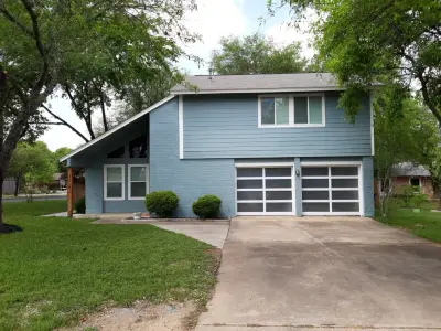Hutchins Garage Doors - Garage Door Installation & Repair in Austin, TX