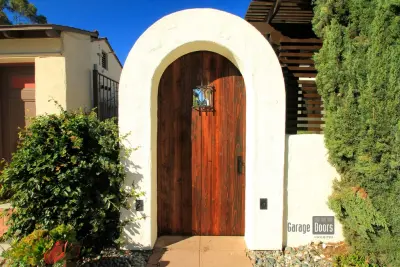 Garage Doors Unlimited - Garage Door Installation & Repair in Poway, CA