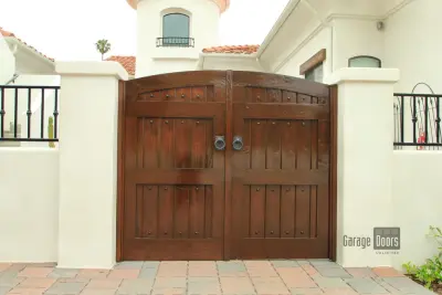 Garage Doors Unlimited - Garage Door Installation & Repair in Poway, CA