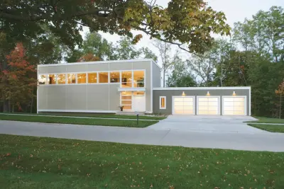 Raynor Garage Doors of Kansas City - Garage Door Installation & Repair in Shawnee, KS