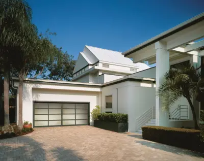 Raynor Garage Doors of Kansas City - Garage Door Installation & Repair in Shawnee, KS