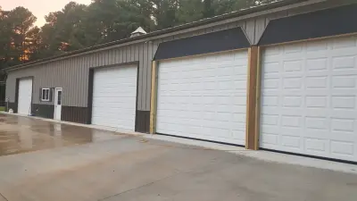Neighborhood Garage Door Service - Garage Door Installation & Repair in Kent, WA