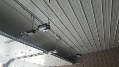 Neighborhood Garage Door Service - Garage Door Installation & Repair in Kent, WA