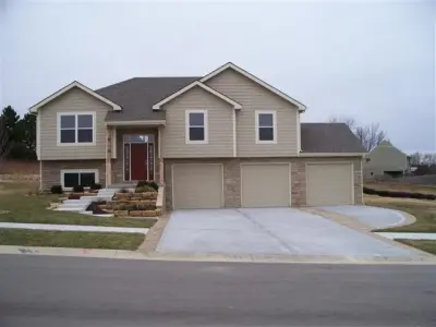 Complete Door Services - Garage Door Installation & Repair in Columbus, OH