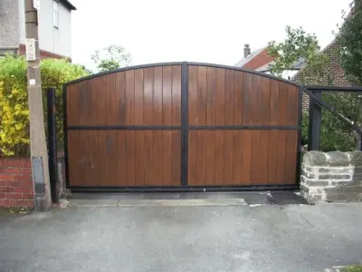 Road Runner Garage Doors - Garage Door Installation & Repair in Houston, TX