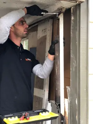 Thunder Garage Door Repair & Locksmith Services - Garage Door Installation & Repair in Vancouver, WA