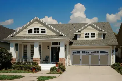 Raynor Garage Doors of Kansas City - Garage Door Installation & Repair in Shawnee, KS