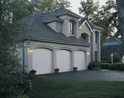 Raynor Garage Doors of Kansas City - Garage Door Installation & Repair in Shawnee, KS